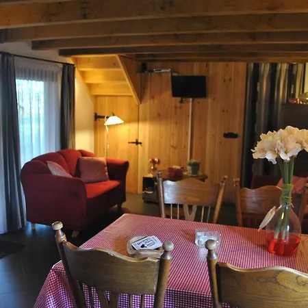 Erfgoed & Logies Den Heijkant Bed and breakfast