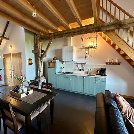 Bed & Breakfast Erfgoed & Logies Den Heijkant 3*