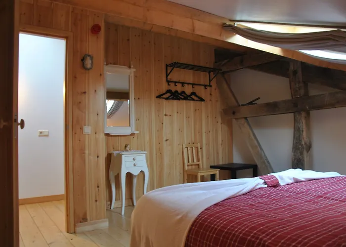 Bed and breakfast Erfgoed & Logies Den Heijkant 4*