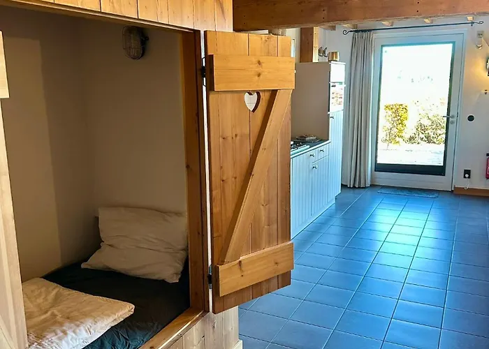 Erfgoed & Logies Den Heijkant Bed and Breakfast 4*