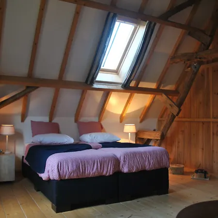 ベッド・アンド・ブレックファスト Erfgoed & Logies Den Heijkant