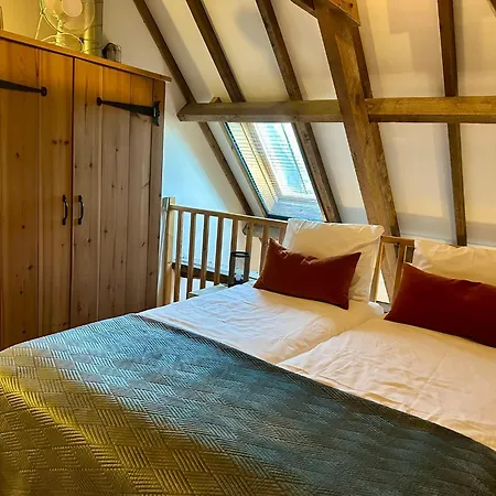 Erfgoed & Logies Den Heijkant Bed & Breakfast 4*