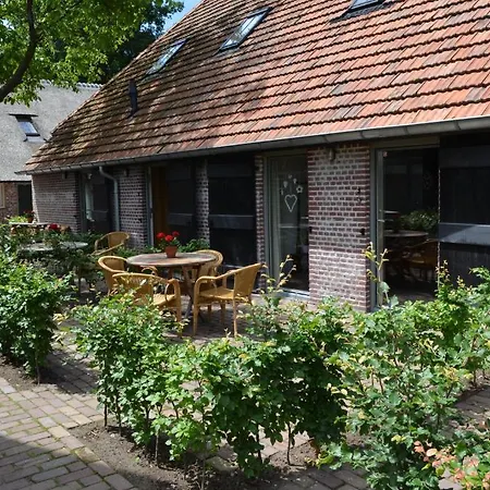 Erfgoed & Logies Den Heijkant 3*