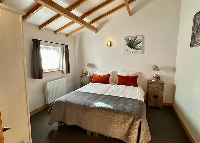 Erfgoed & Logies Den Heijkant 4*